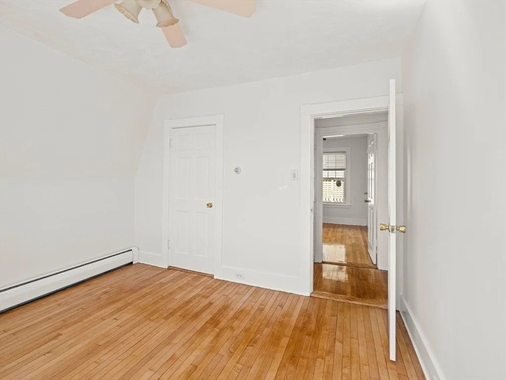 Photo of 72 Cook St
