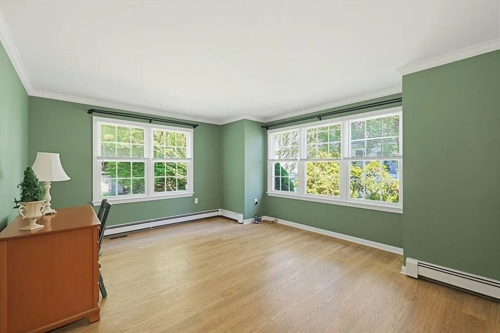 Photo of 203 Pleasant St
