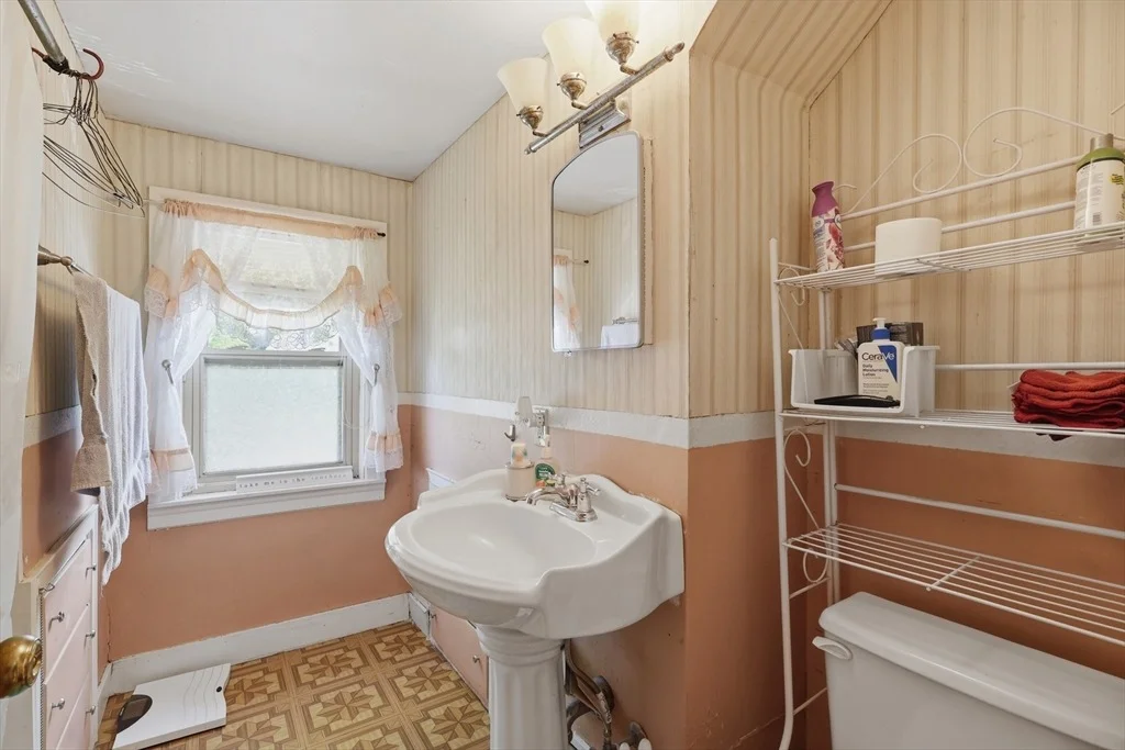 Photo of 17 Buttonwood Place