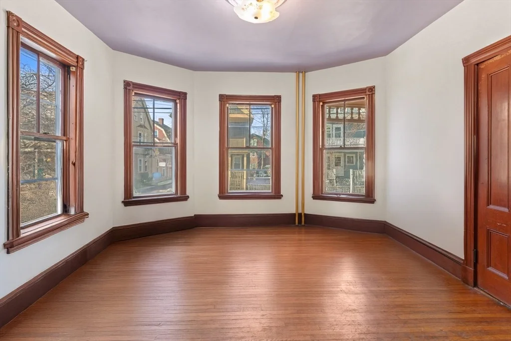 Photo of 15 Willow Ave