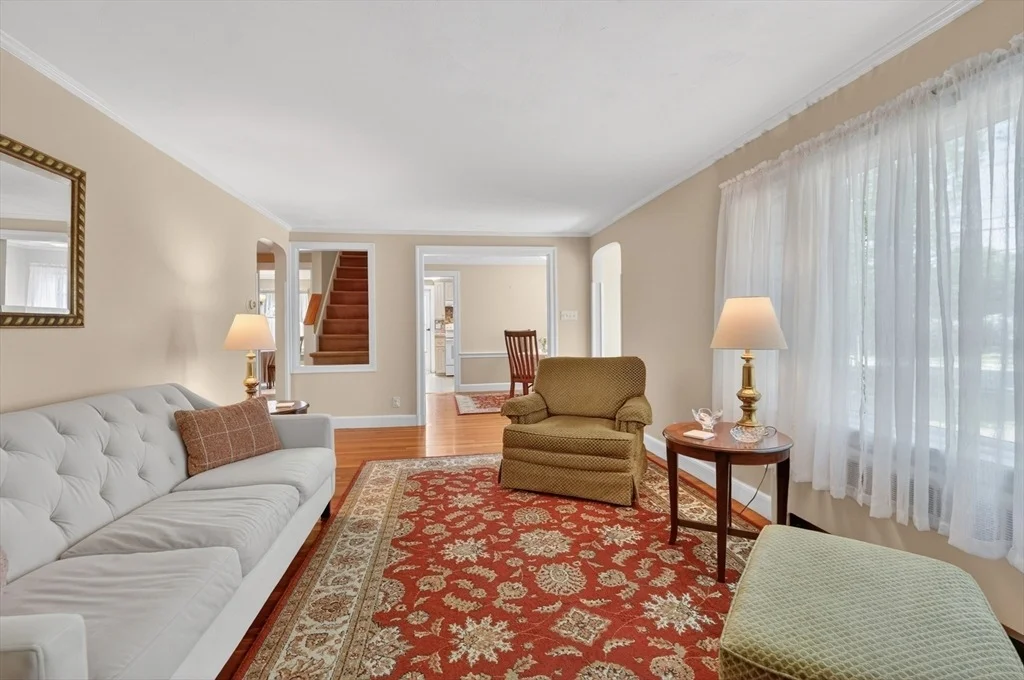 Photo of 490 Webster St