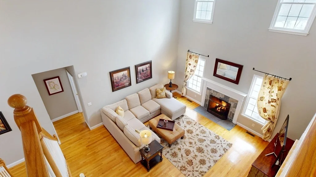 Photo of 14 Deer Run Dr