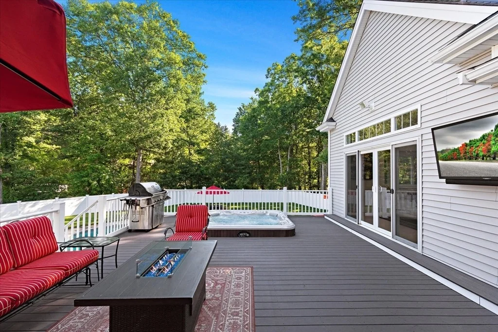 Photo of 71 Silver Fox Rd