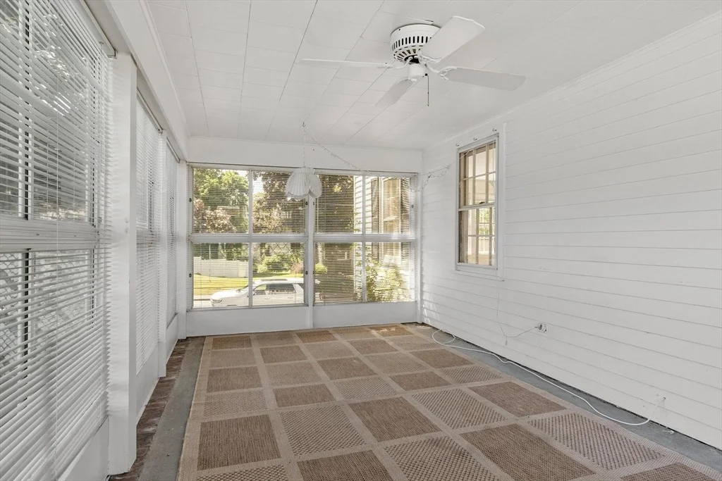 Photo of 33 Kane Dr