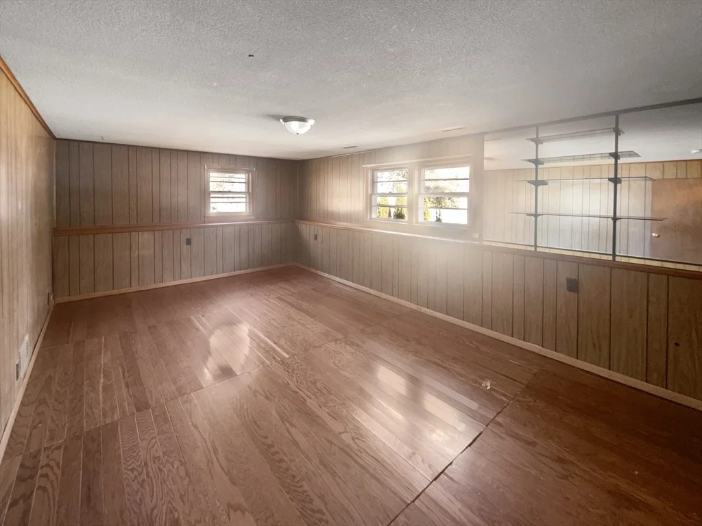 Photo of 14 Sandy Brook Rd