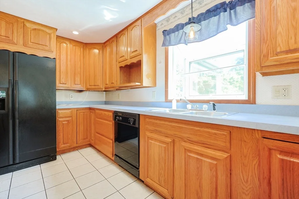 Photo of 179 Whitins Road