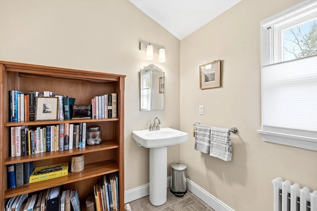Photo of 106 Chestnut St