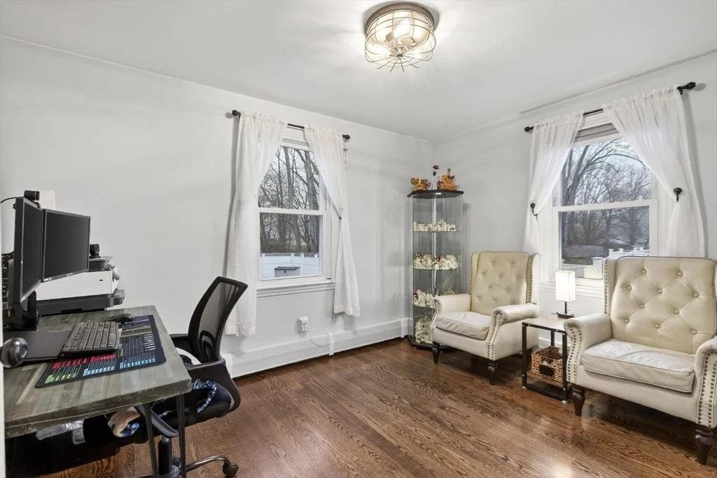 Photo of 58 Leo Ave