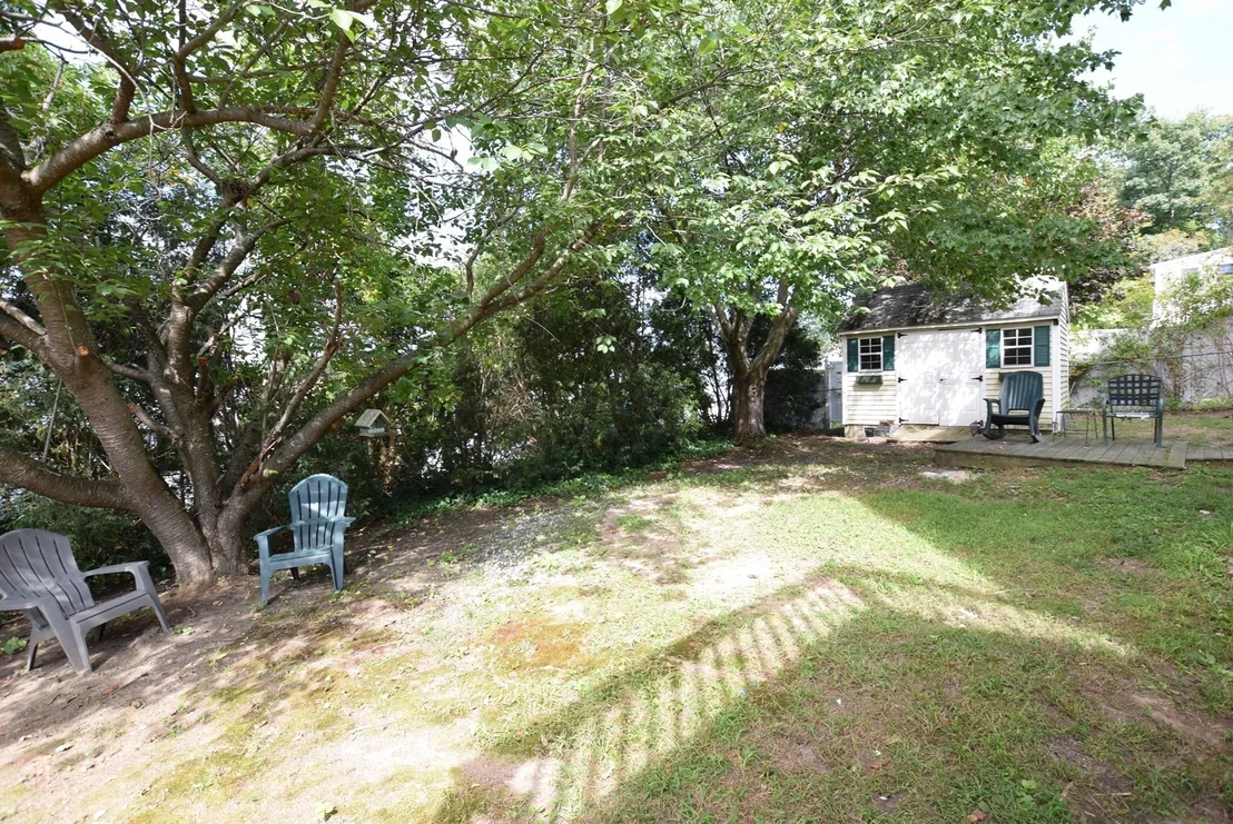 Photo of 130 B Street