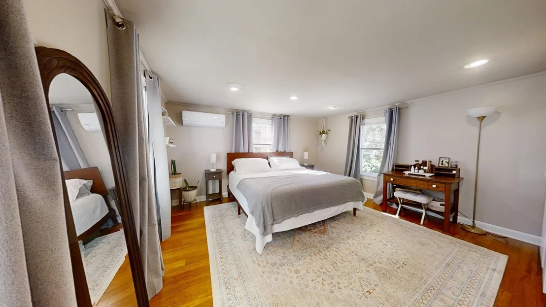 Photo of 54 Whitehall Rd