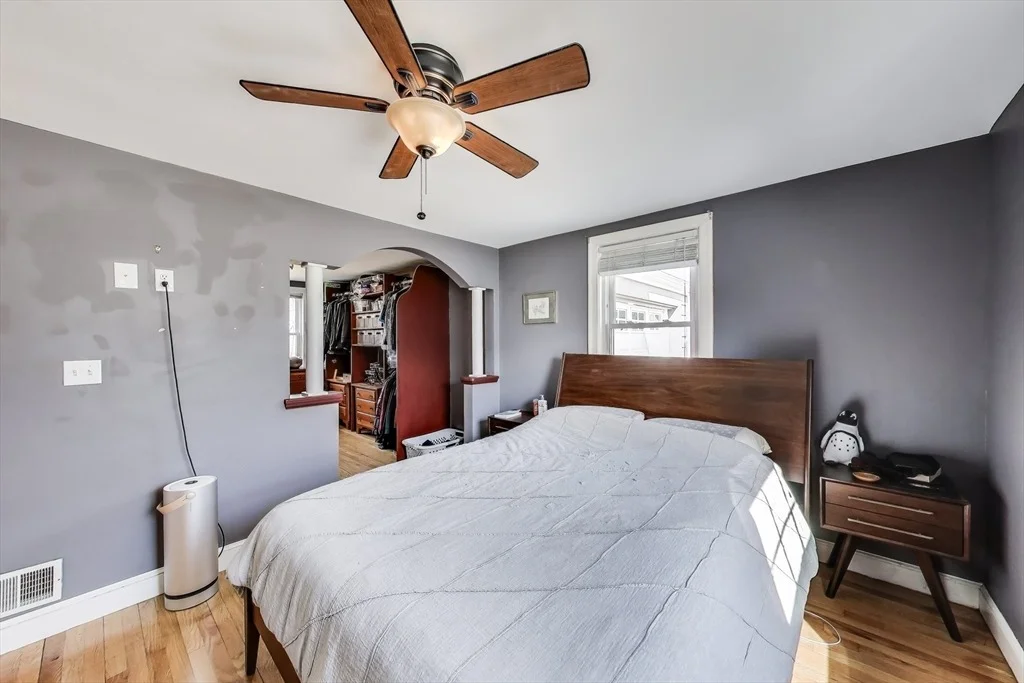 Photo of 22 Irving St
