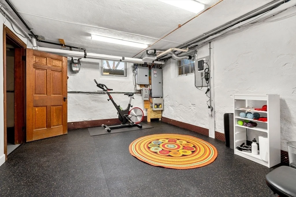 Photo of 55 Thompson Lane