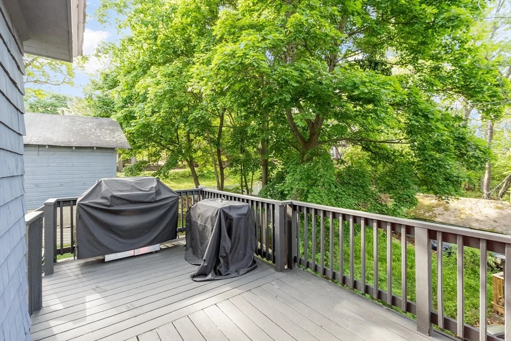 Photo of 147 Wallingford Ave