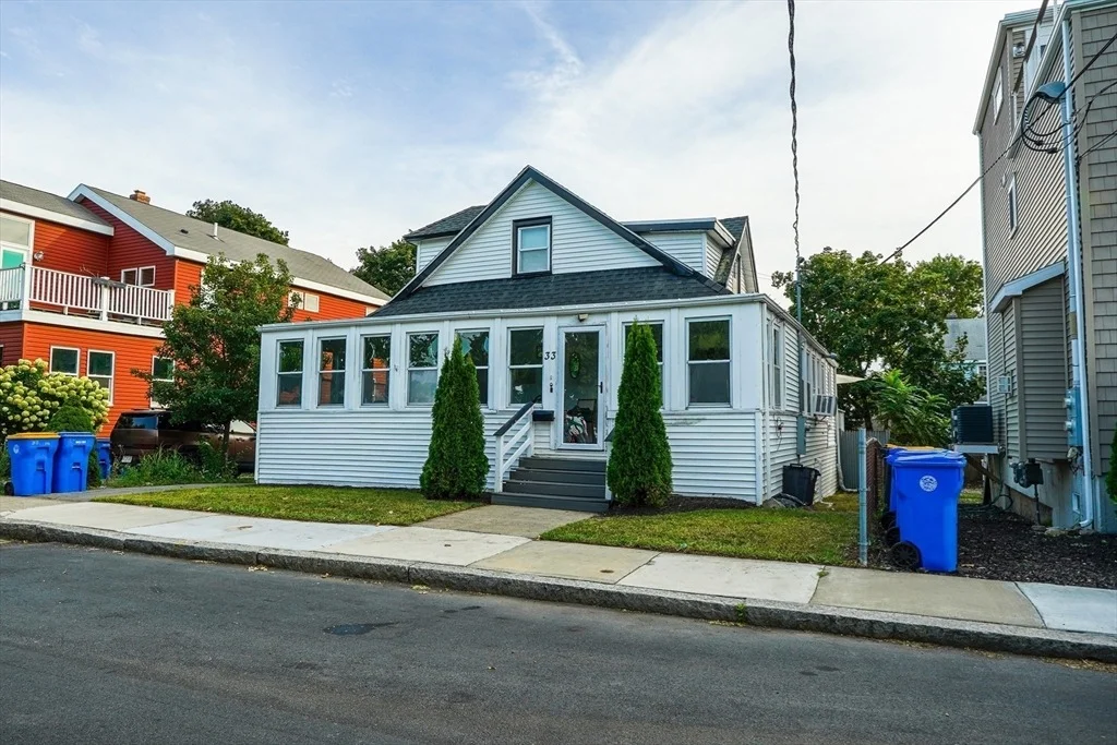 Photo of 33 Bay View Ave