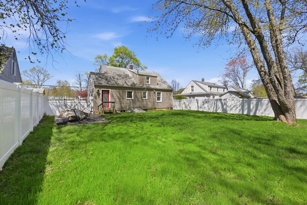 Photo of 182 Ely Ave