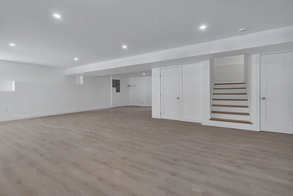Photo of 25 Columbine Rd