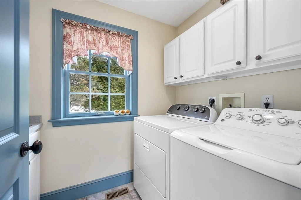 Photo of 39 Spruce Run Dr