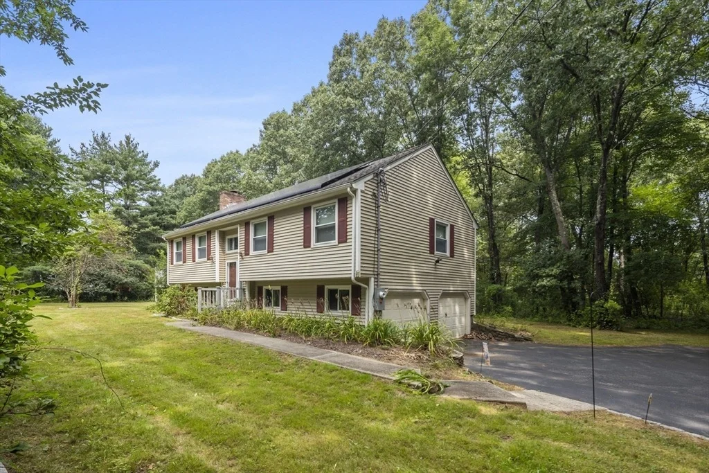 Photo of 55 Overlook Dr W