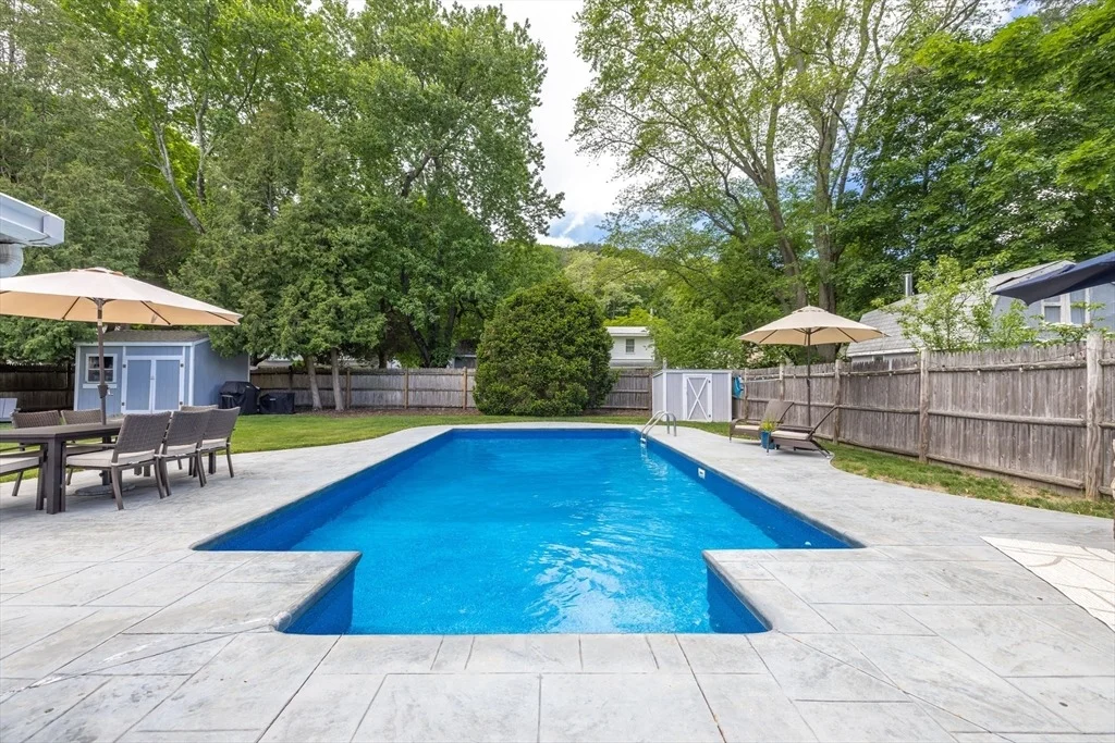 Photo of 14 Hardwick Rd
