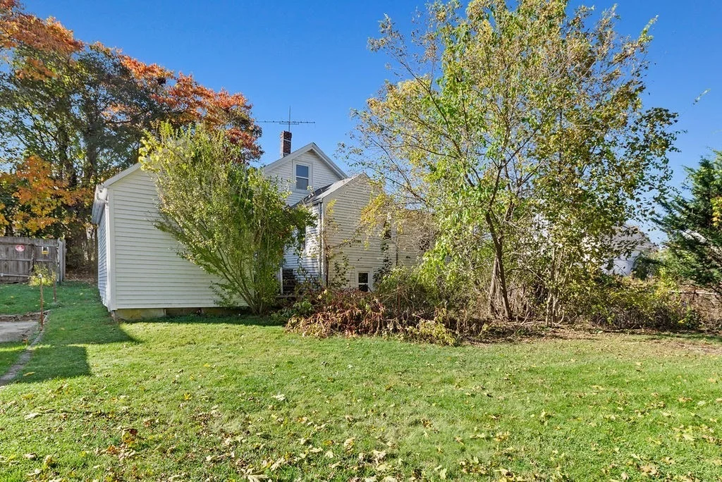 Photo of 1 Pond Pl