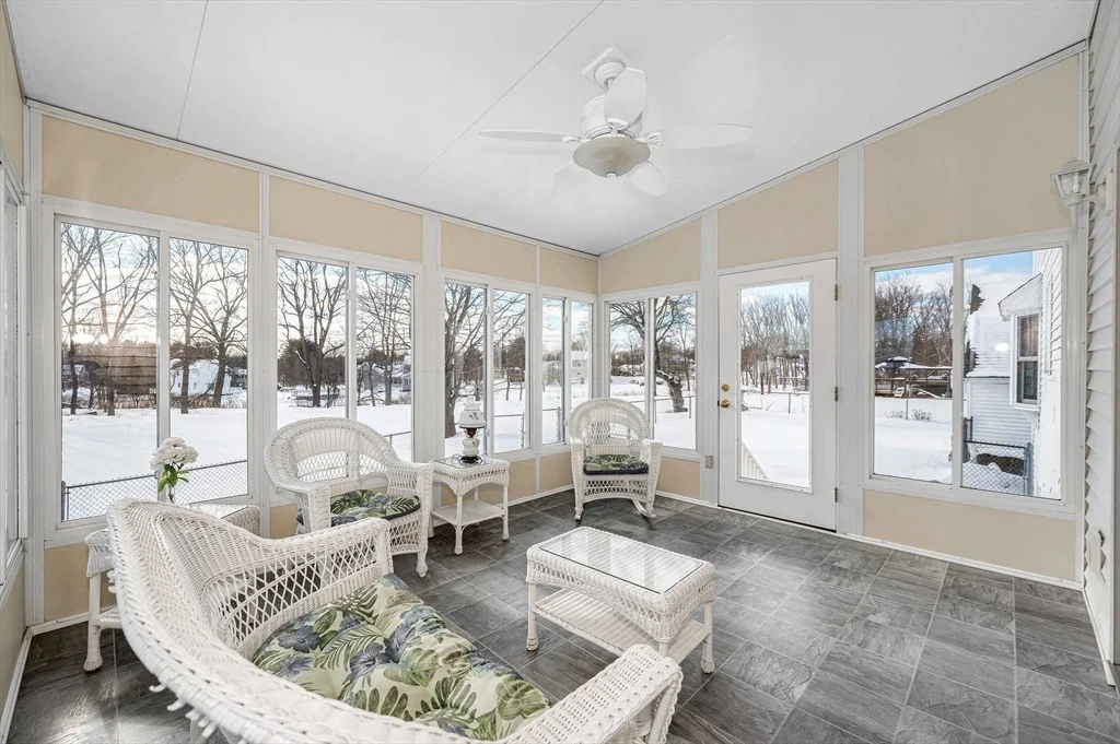 Photo of 287 Fox Ave