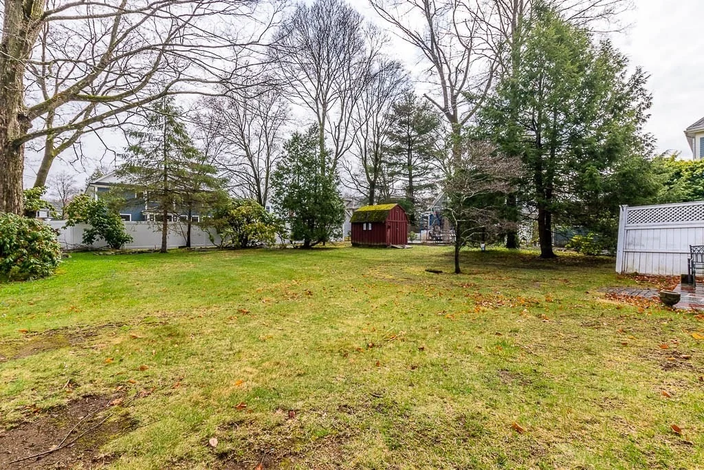 Photo of 150 Fair Oaks Park