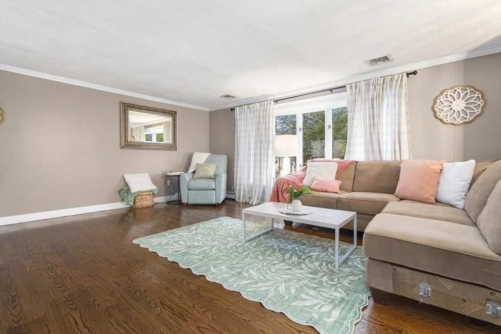 Photo of 17 Collins Road