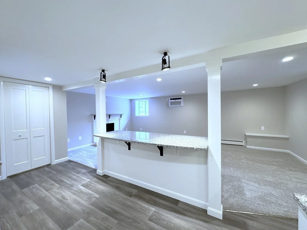 Photo of 6 Oak St