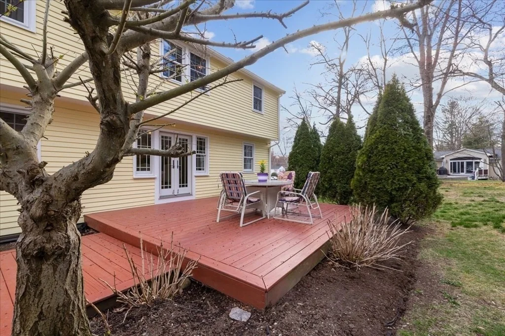 Photo of 12 Longmeadow Rd