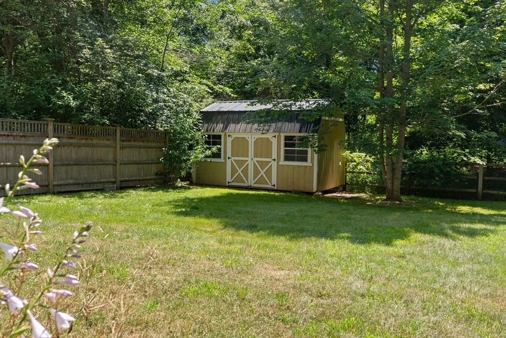 Photo of 9 Bartlett St