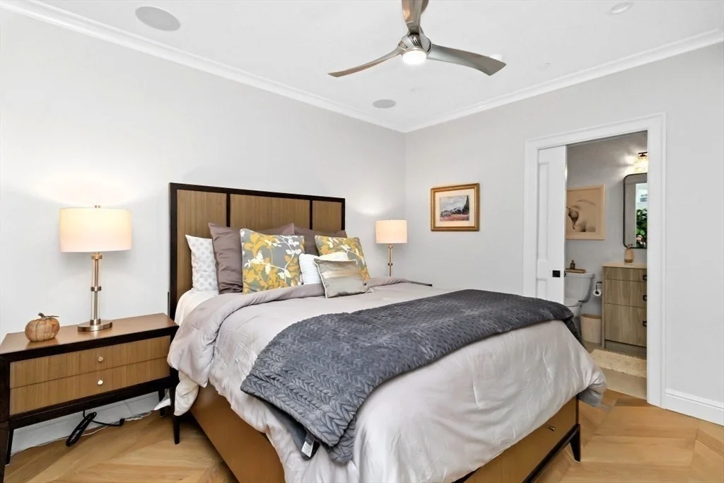 Photo of 102 Saint Botolph St