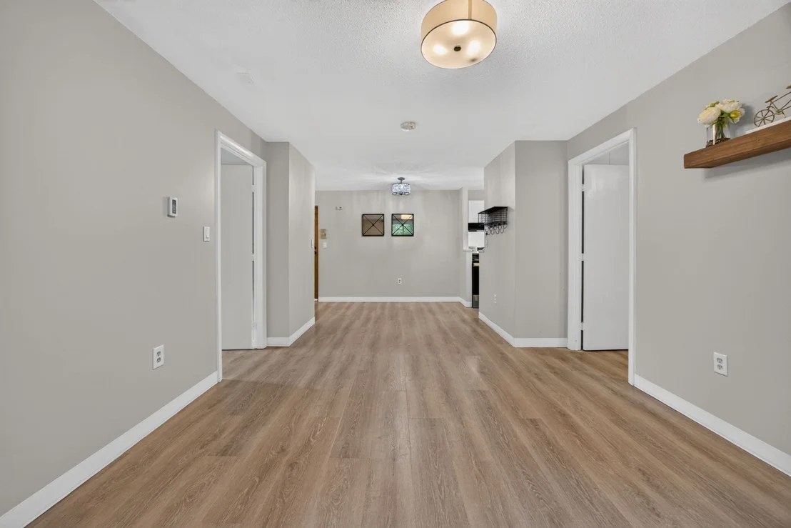Photo of Unit 105 at 61 Wright