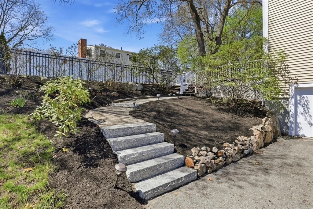 Photo of 23 Bellmore Rd