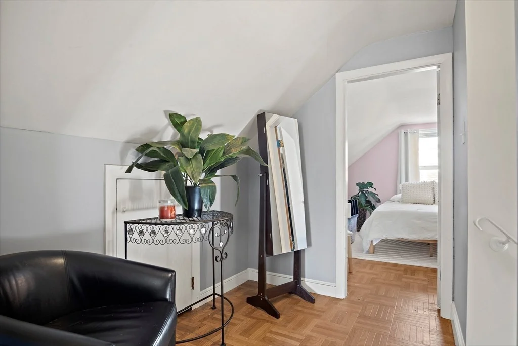Photo of 1 Carpenter St
