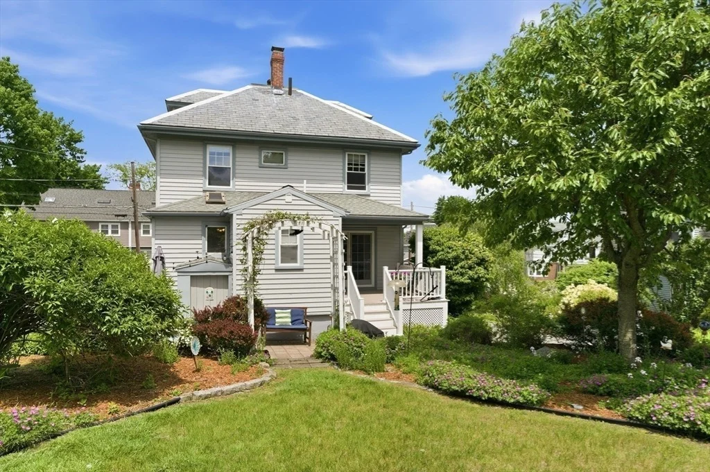 Photo of 6 Buttonwood Lane