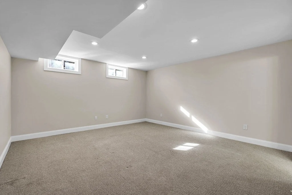 Photo of 74 E Leverett Rd