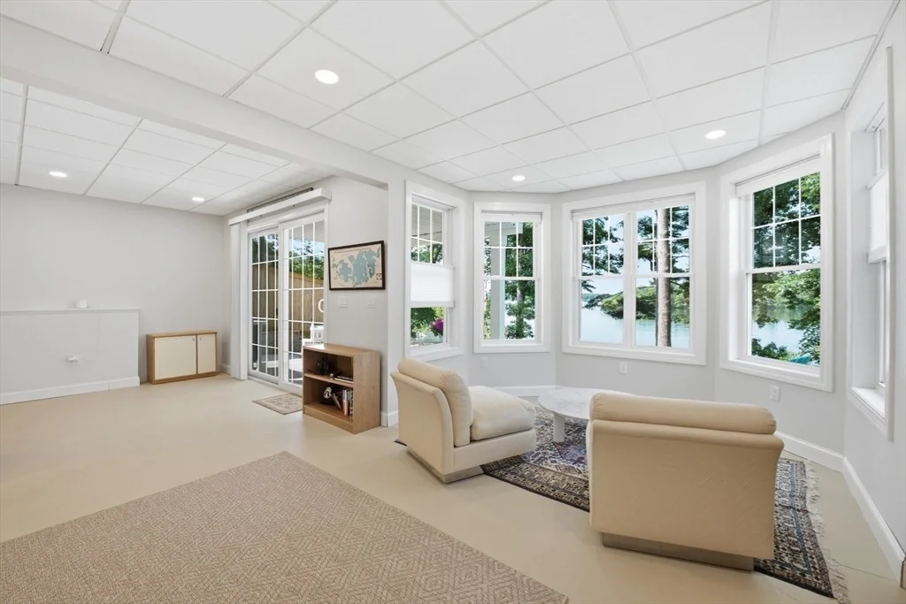 Photo of 24 Laurelwood Dr
