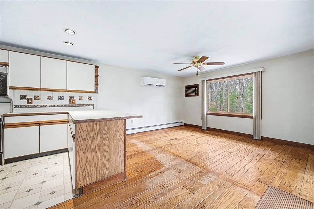 Photo of 215 North St
