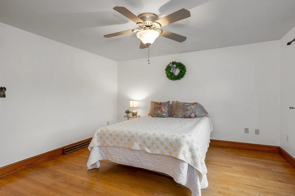 Photo of 19 Cochrane Cir