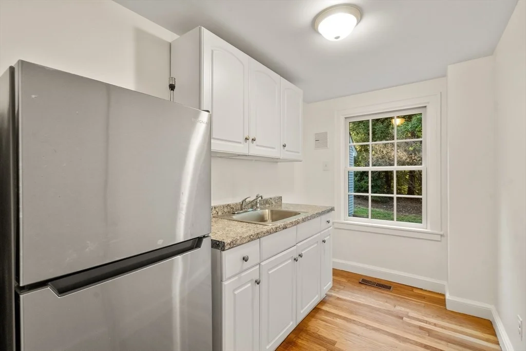 Photo of 19 Warren Lane