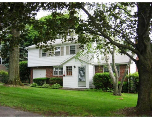 Photo of 121 Damon Road