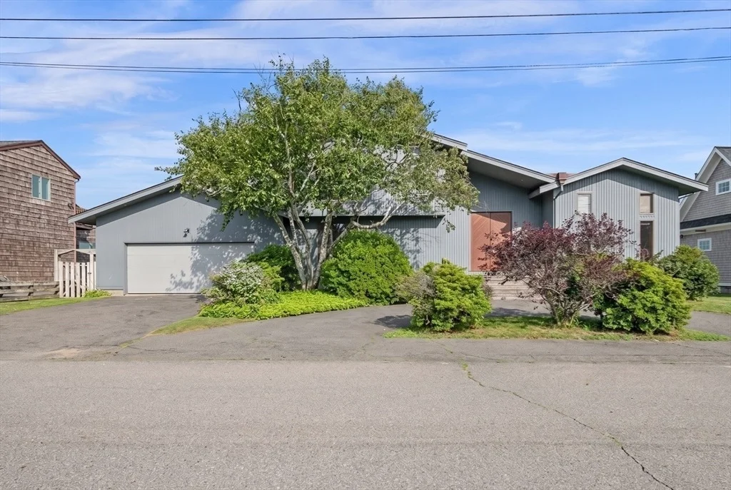 Photo of 64 Blodgett Ave