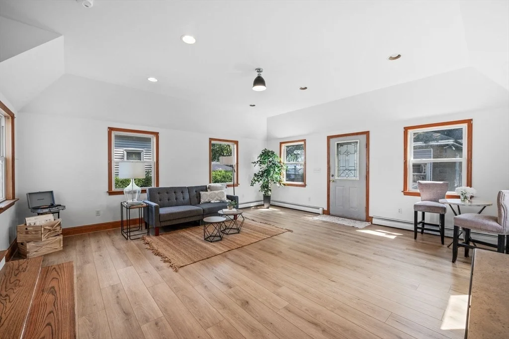 Photo of 12 Planters St