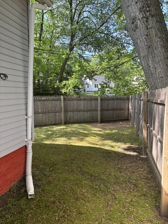 Photo of 139 Tiffany St