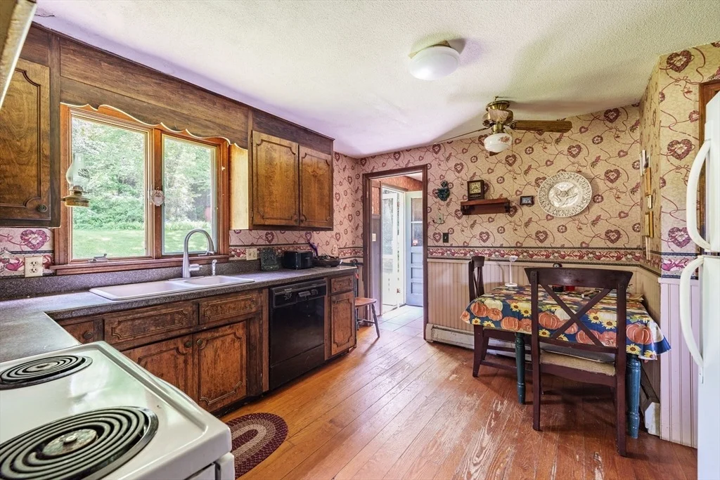 Photo of 189 Scantic Rd.