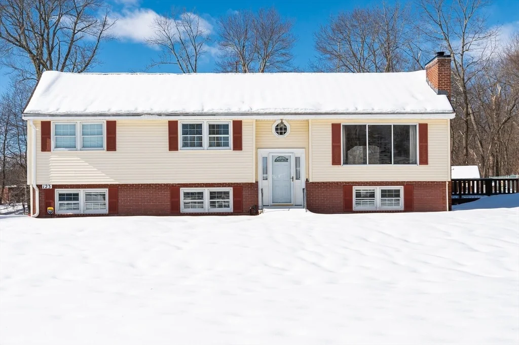 Photo of 123 Flower Lane
