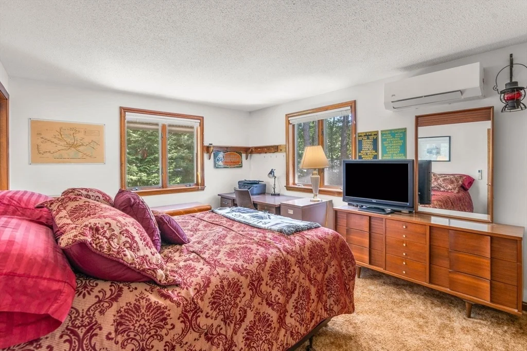 Photo of 679 Poponessett Road