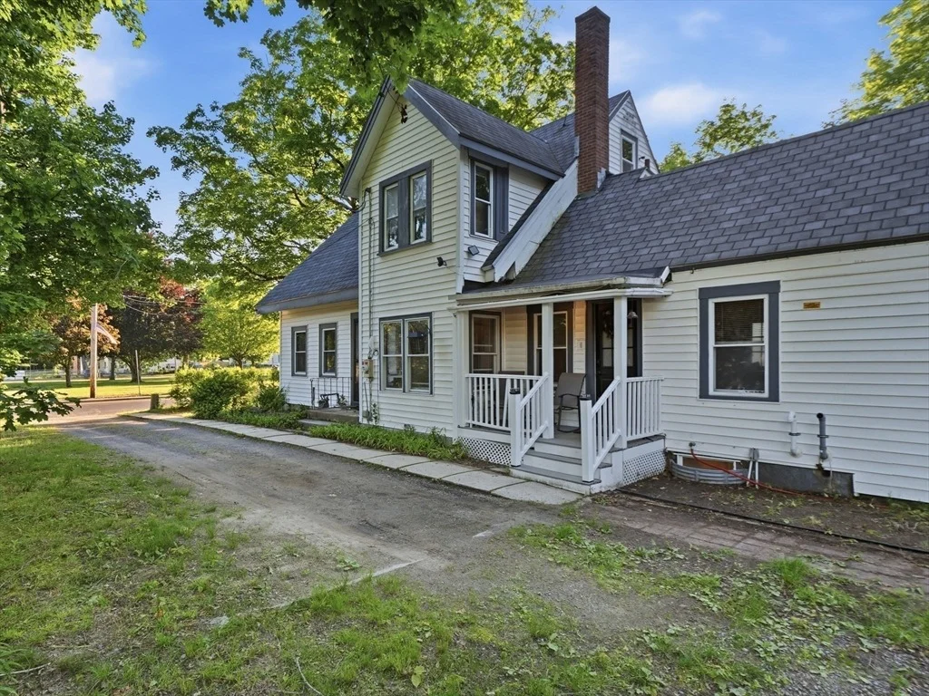 Photo of 9 Turnpike Rd