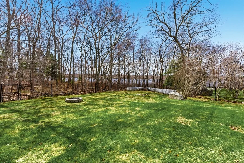 Photo of 72 Kevin Dr