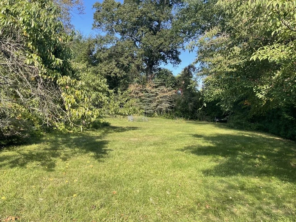 Photo of 179 Whitins Road